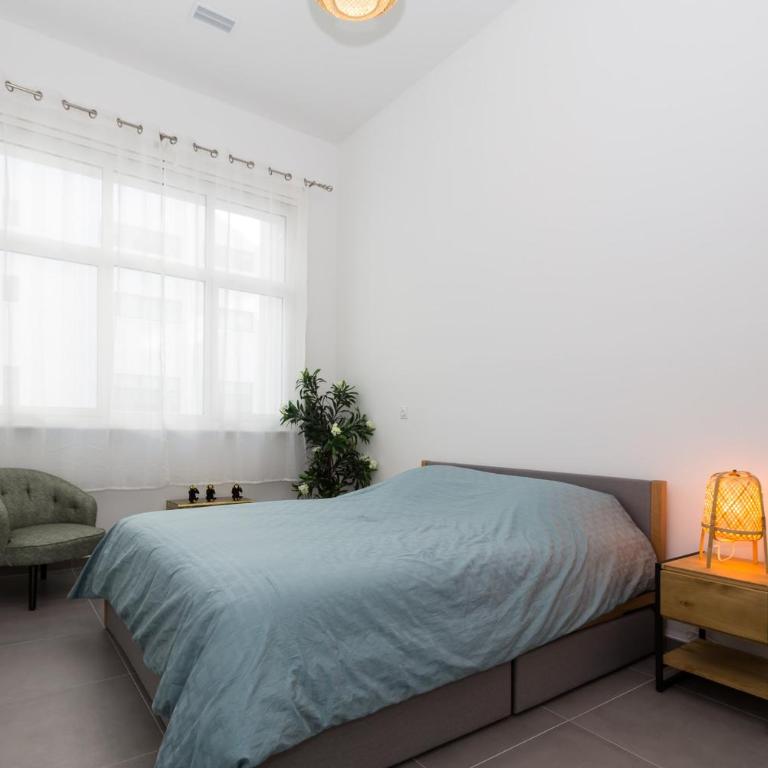 Bail mobilité - Le Mazenod Appartement avec balcon - Appartement - 4