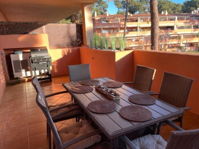 Elviria Marbella Pinogolf - Two-Bedroom Apartment - 2