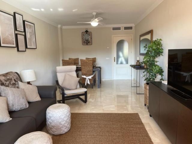 Elviria Marbella Pinogolf - Two-Bedroom Apartment - 11