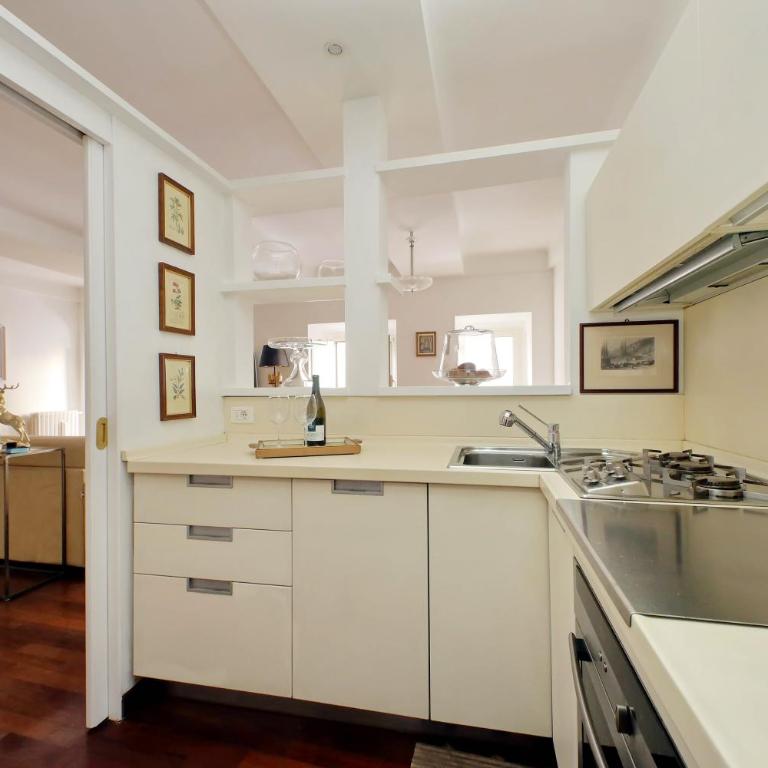 The Pantheon view in the heart of Rome - Deluxe Apartment - 5