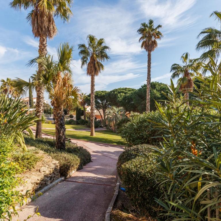 Appartement avec jardin, clim & piscine - Proche plages et randos, parking privé - La Girelle - Apartment mit 1 Schlafzimmer - 6