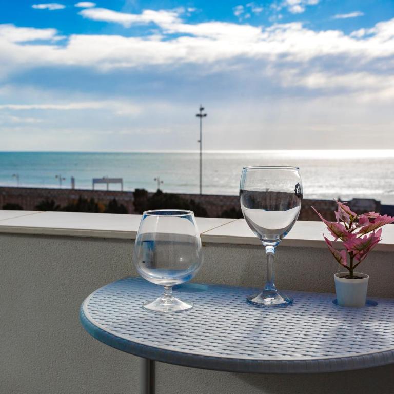 POSEIDON Beach Apartment & parking by Cadiz4Rentals - Apartamento con vistas al mar - 1