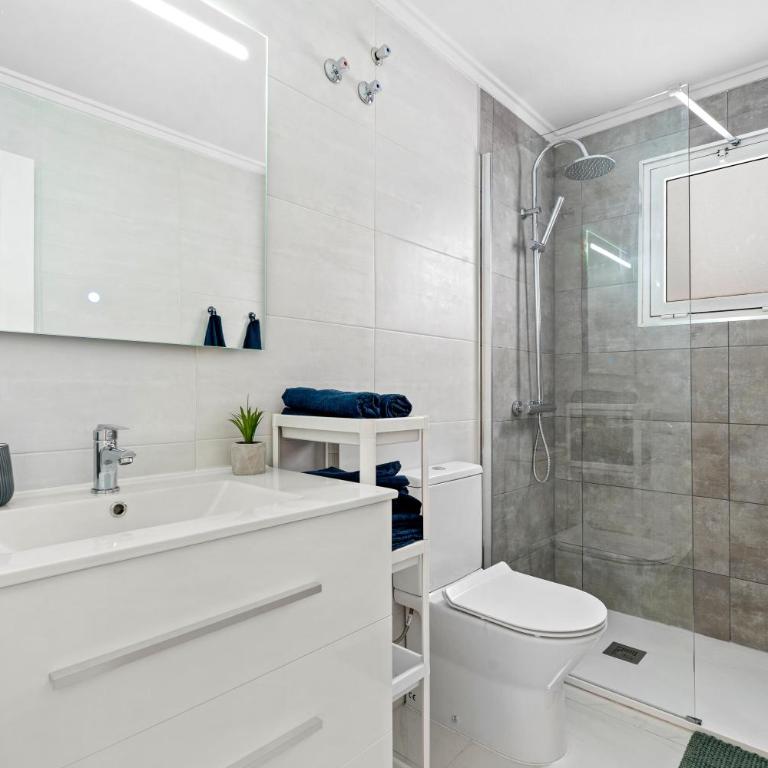 Torrevieja playa del Cura con vista al mar - Two-Bedroom Apartment - 11