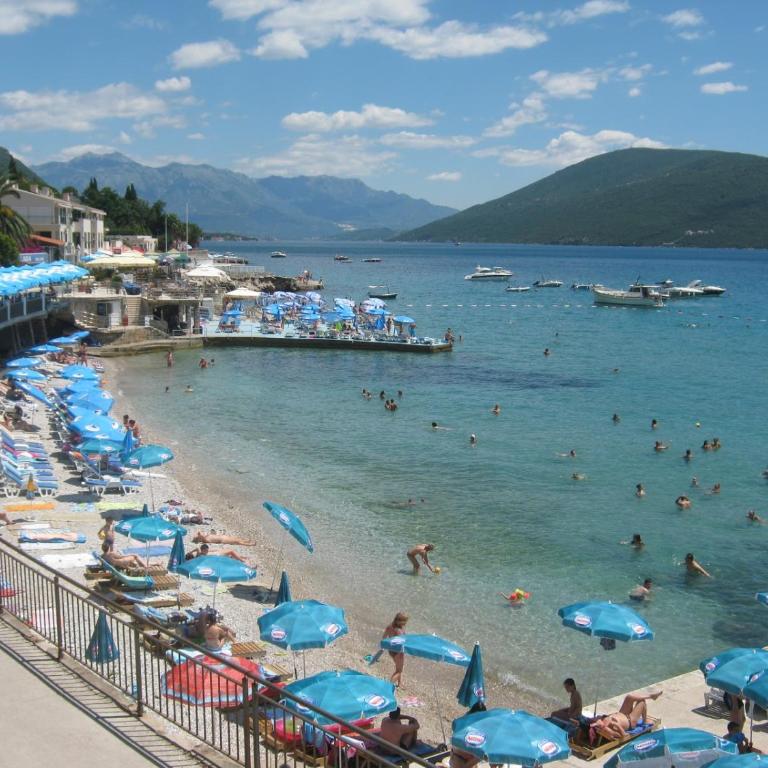 Beachside Studio with Sea View - Herceg Novi - Studio with Sea View - 49