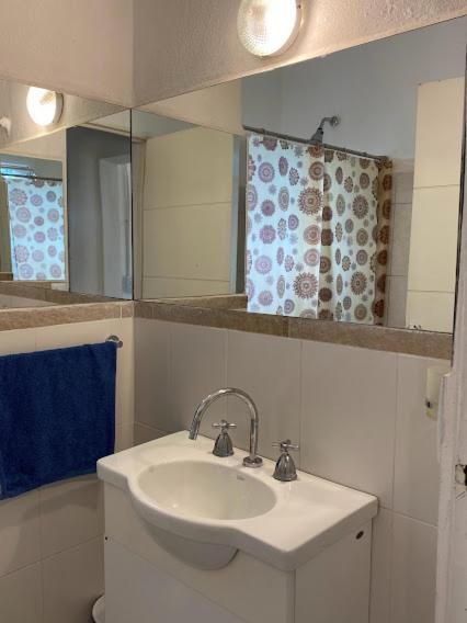 Carod Espacio Serrano - Habitación Cuádruple con baño privado - 12