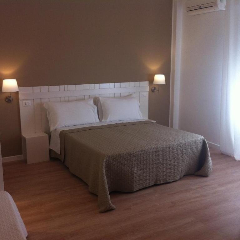 B&B Medinblu Via Miraglia - Camera Tripla Deluxe - 2