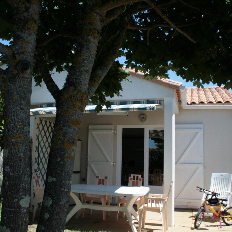 Maison proche plage et commerces, 2 chambres, jardin, parking privé - FR-1-22-209 - Holiday Home (4 Adults) - 3