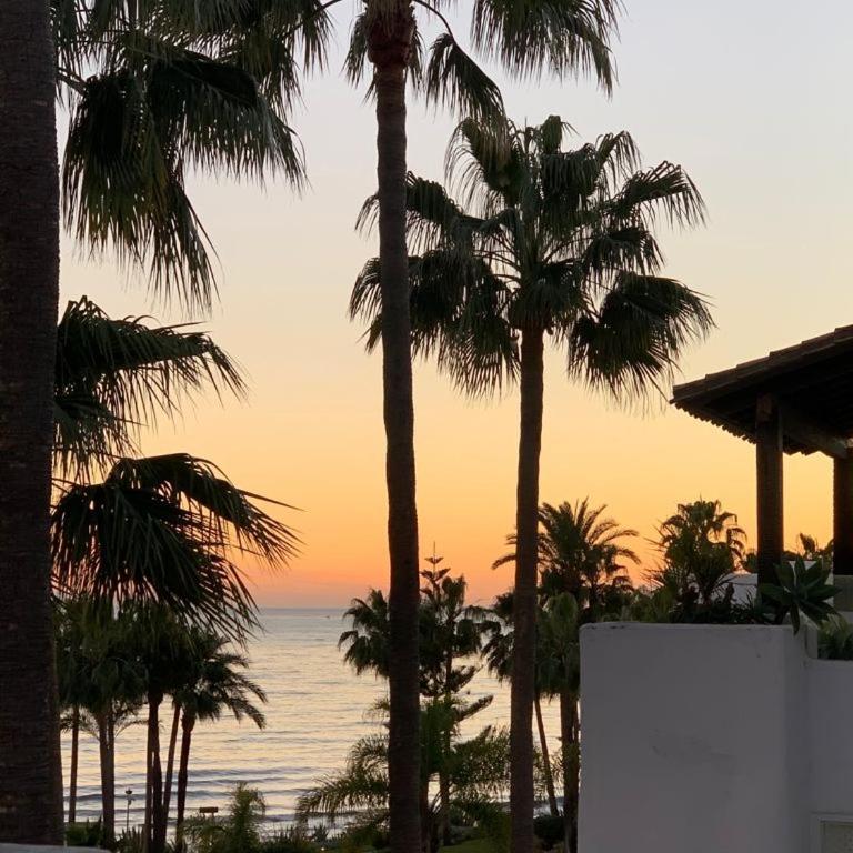 PUENTE ROMANO LUXURY PENTHOUSE, Beachside & Sea Views - Three-Bedroom Apartment - 13