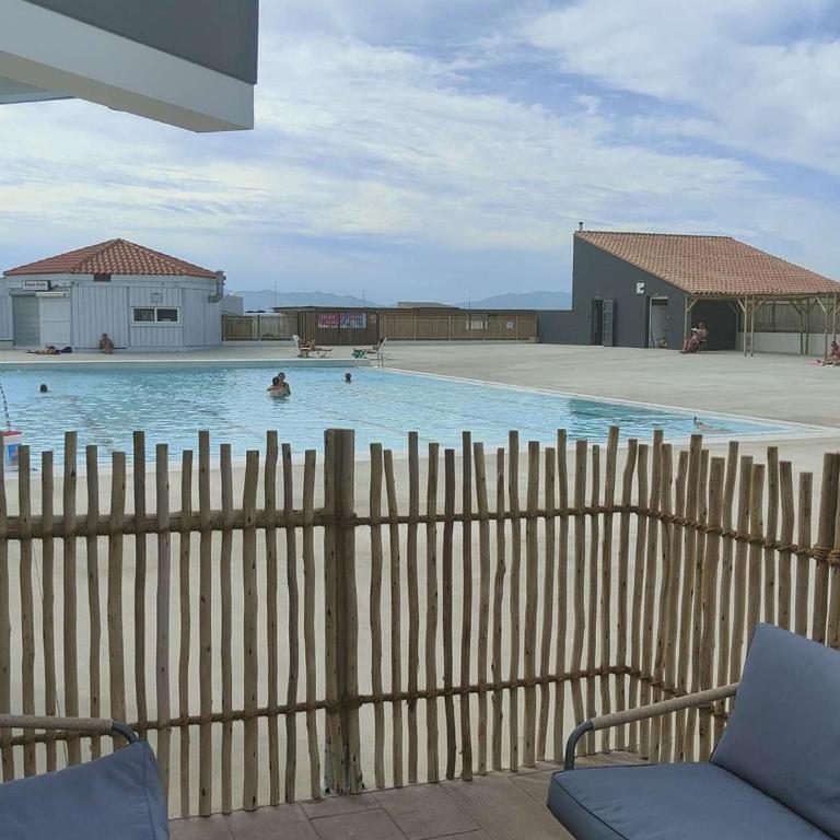 Appartement T3 lumineux avec piscines et terrasses, 6 couchages, proche sports et loisirs, Le Barcarès - FR-1-195-61 - Apartment (6 Erwachsene) - 8