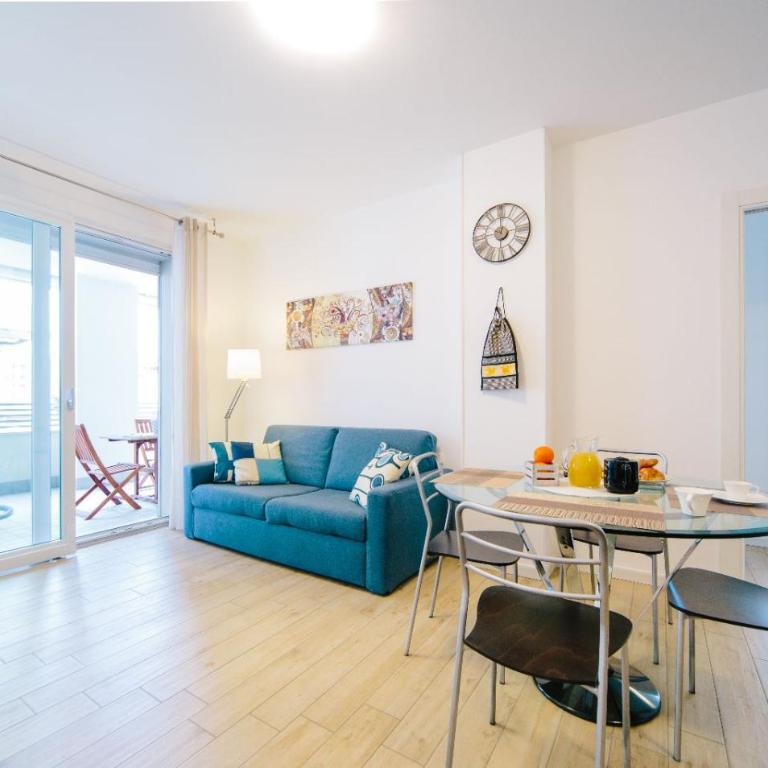 BLUE BAY GUEST HOUSE (IUN F0372) - Two-Bedroom Apartment - 1