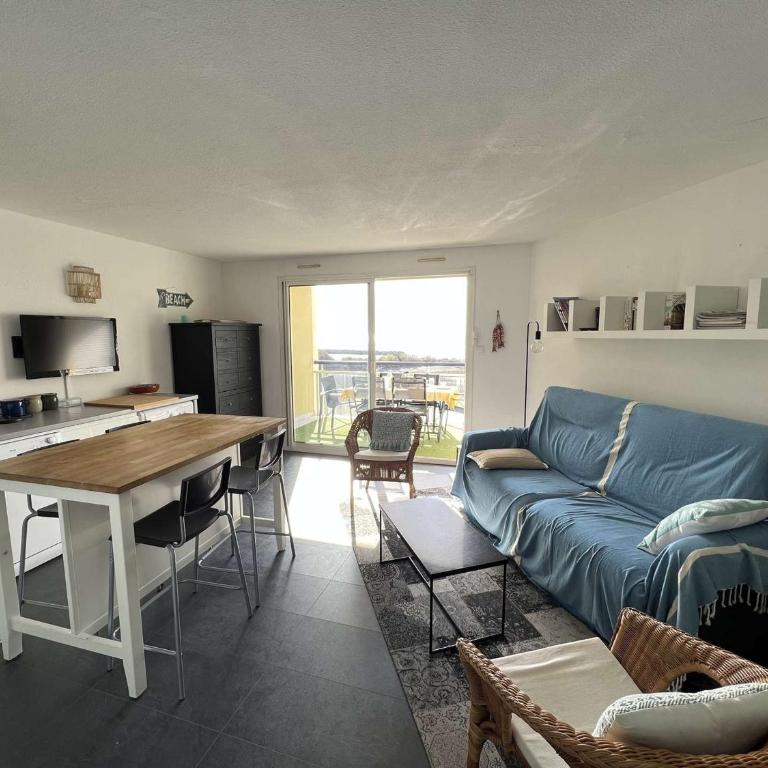 Appartement 4 pièces avec parking, piscine et proche plage au Cap d'Agde - FR-1-702-19 - Apartment - 6