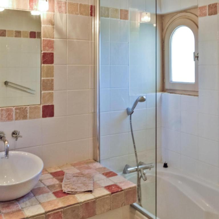 Lovely Home In Béziers - Maison de Vacances 7 Chambres - 40