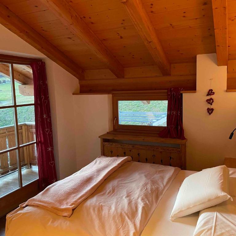 Agriturismo Maso Corradini - Camera Matrimoniale con Balcone (2 Adulti + 1 Bambino) - 8