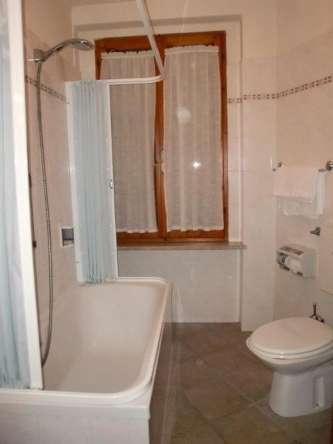Hotel San Pietro - Camera Doppia con Letti Singoli - 3