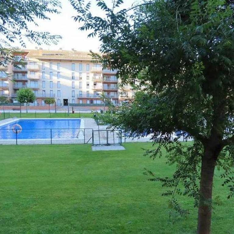 Precioso atico con bonitas vistas a la Peña Oroel - Appartement - 2