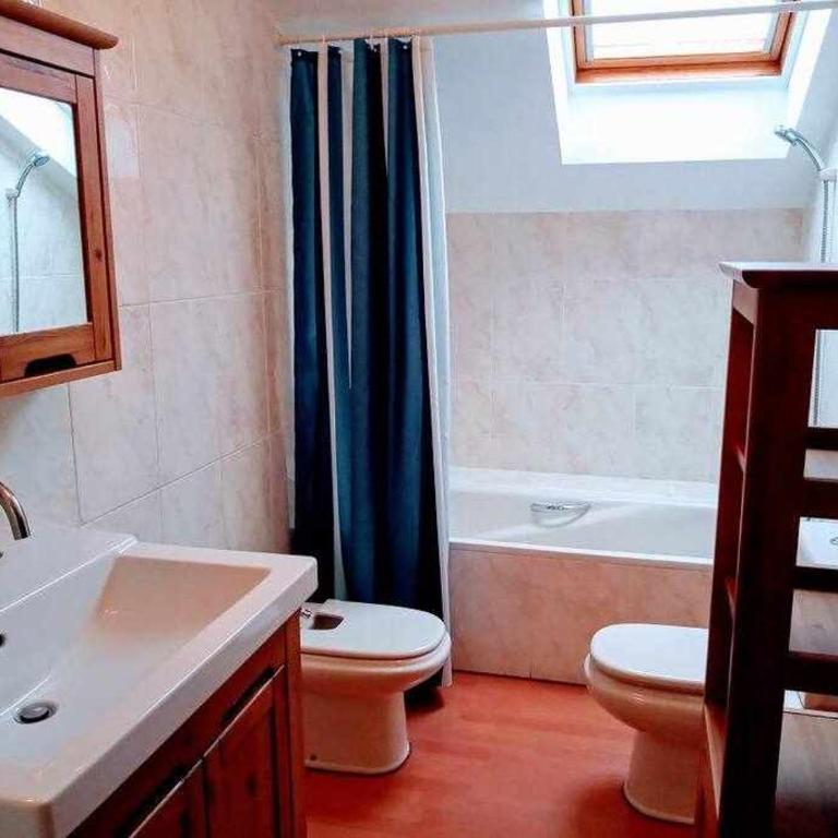 Precioso atico con bonitas vistas a la Peña Oroel - Appartement - 10