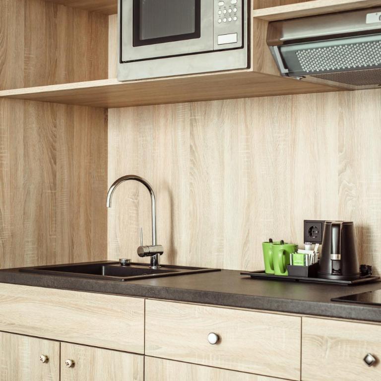 Wyndham Garden Munich Messe - Standard Zweibettzimmer mit Küchenzeile – Nichtraucher - 3