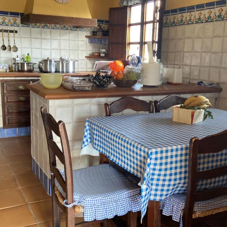 Gran Casa con Piscina Privada by Chiclana Dreams - Villa - 16