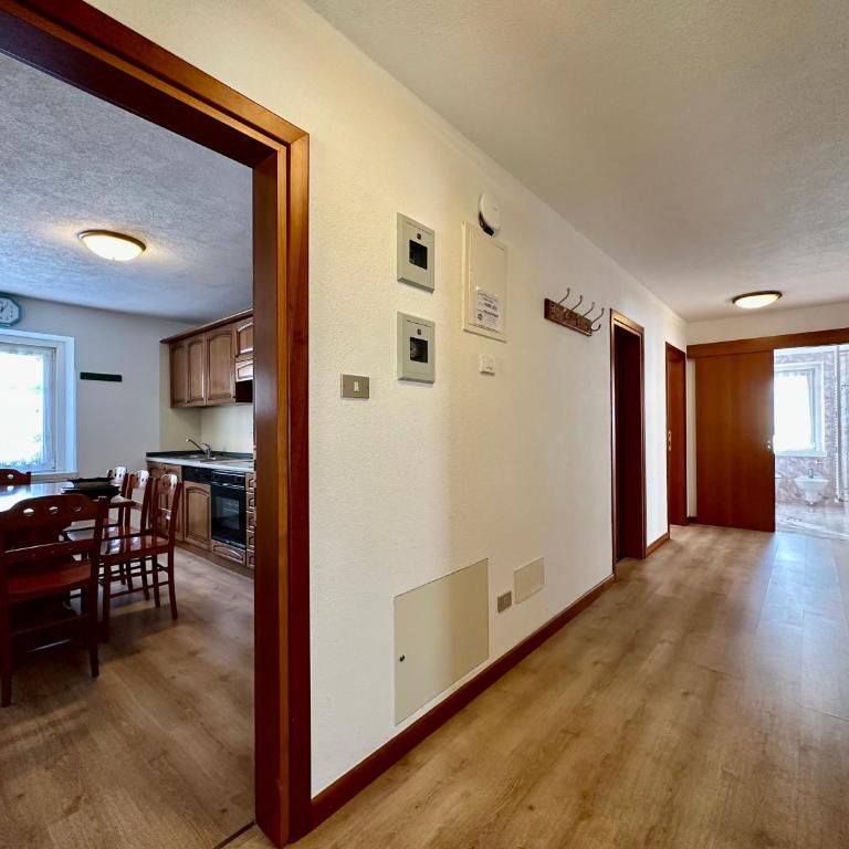Central Apartment Canazei - Appartamento con 3 Camere da Letto e Vista Montagna - 13