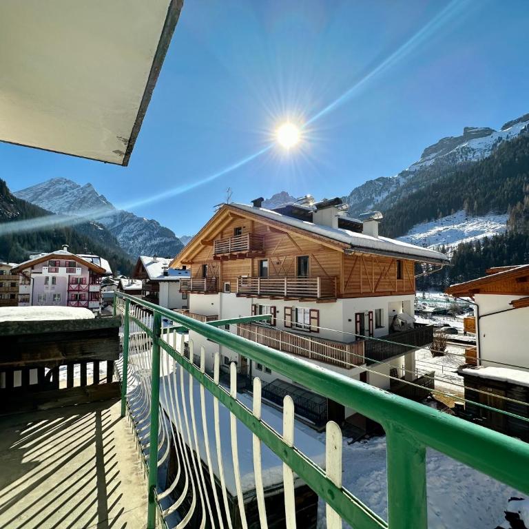 Central Apartment Canazei - Appartamento con 3 Camere da Letto e Vista Montagna - 12