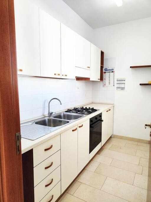 Quadrilocale Dafne in centro città in Salento - Appartamento con 3 Camere da Letto - 70