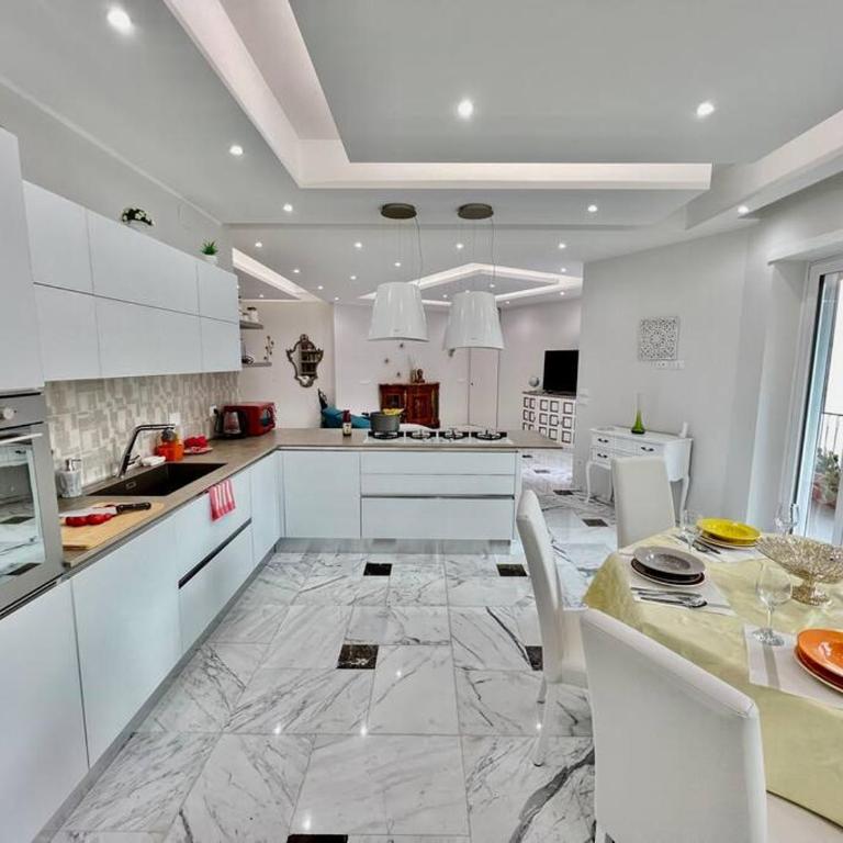Lussuoso 130 MQ zona Cipro - Two-Bedroom Apartment - 1
