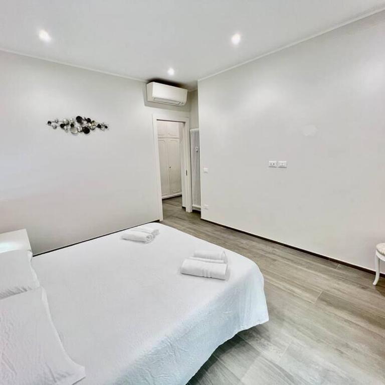 Lussuoso 130 MQ zona Cipro - Two-Bedroom Apartment - 10