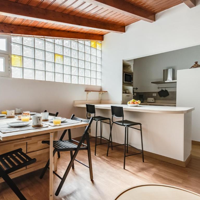 Home2Book Charming Beachside Retreat Las Canteras - Apartamento de 2 dormitorios - 1