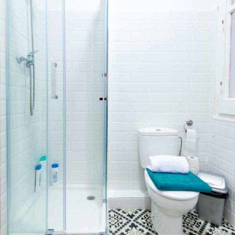 Bruc & Bruc - Triple Room with Shared Bathroom - 8