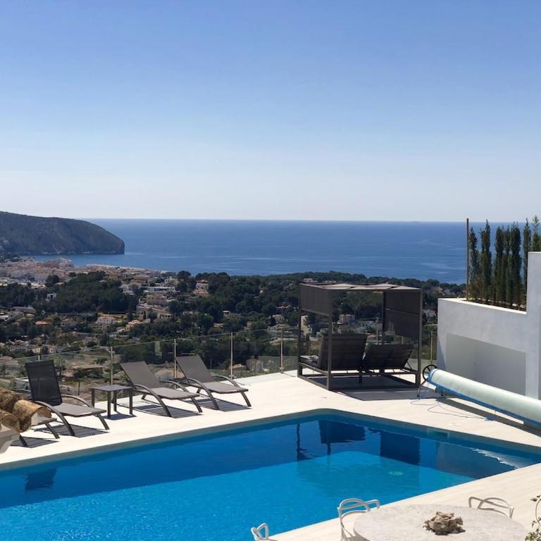 Casa Vida, your villa with panoramic sea views in Moraira. - Three-Bedroom Villa - 1