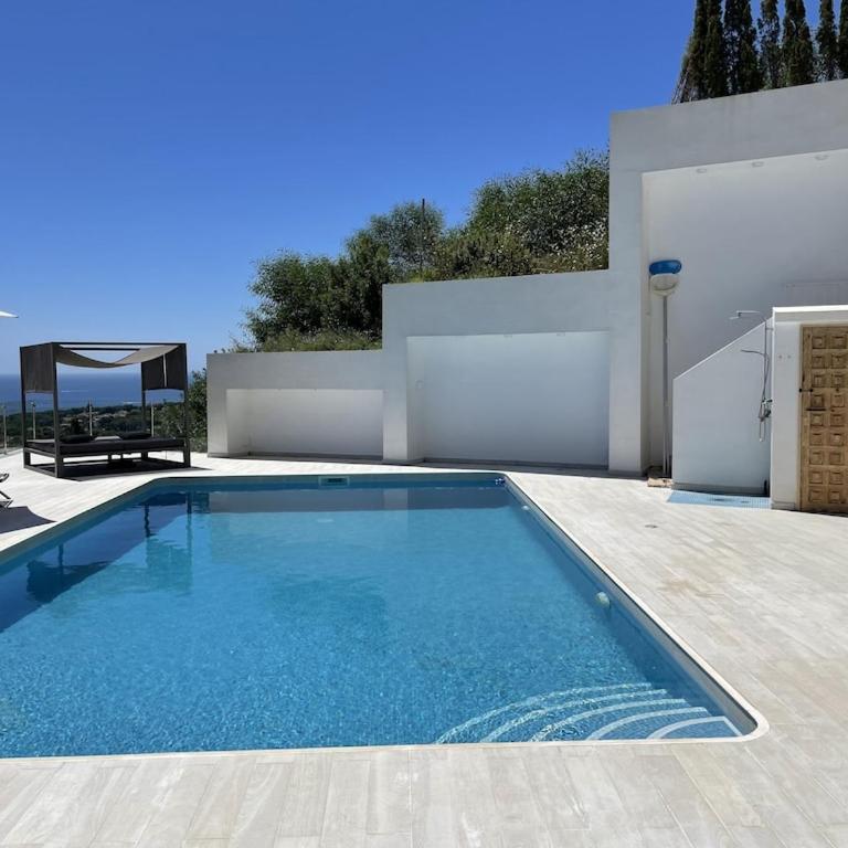 Casa Vida, your villa with panoramic sea views in Moraira. - Three-Bedroom Villa - 6