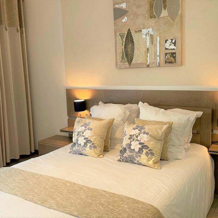 Hôtel Le Méditerranée - Chambre Double Supérieure avec terrasse ou balcon - 6
