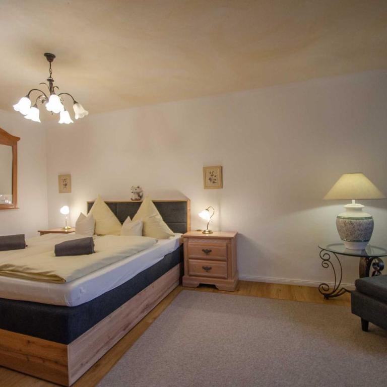 Hotel Ferienhaus Fux - Doppelzimmer - 11