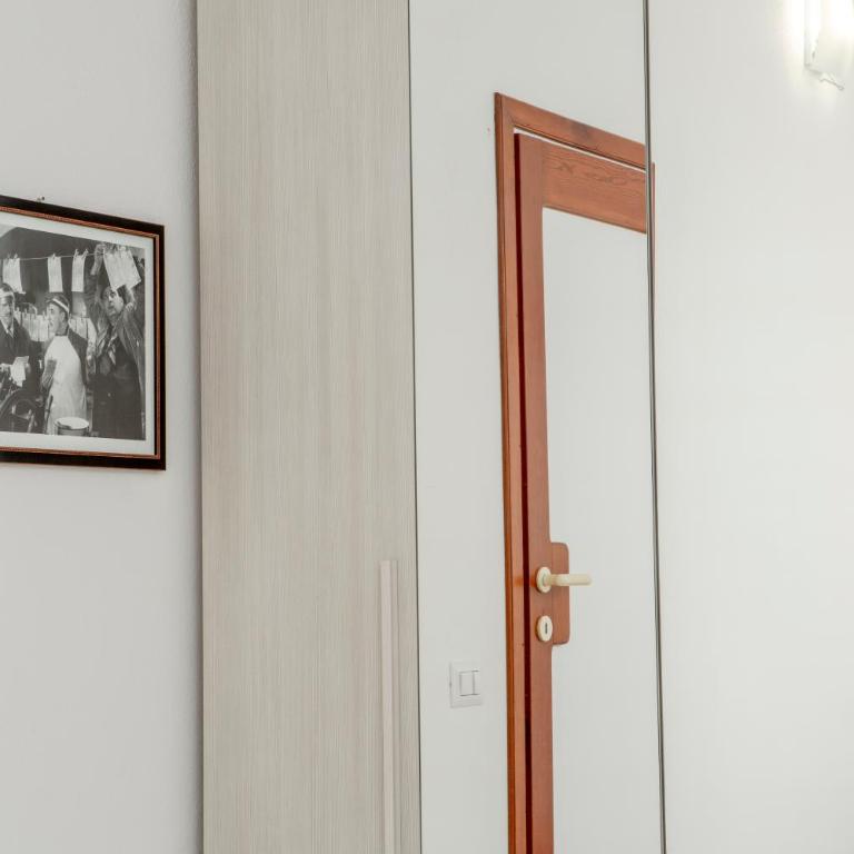 Romeo and Juliet Affittacamere - Camera Matrimoniale con Bagno Privato - 4