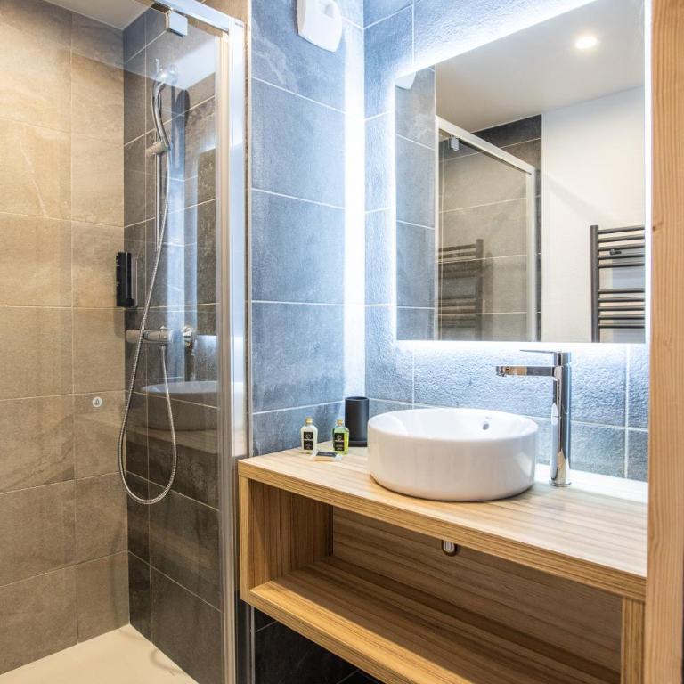 TERRESENS - Le Snoroc - 2 Bedrooms Cabin 8 People Standard - 5
