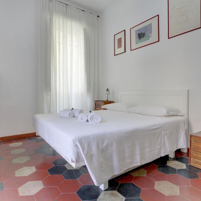 Charming Colosseum - Monolocale con Balcone - 12