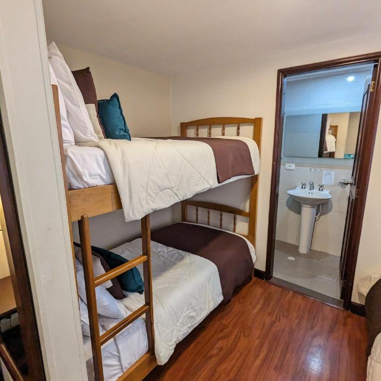 Hotel La Sabana - Habitación Cuádruple Estándar - 4
