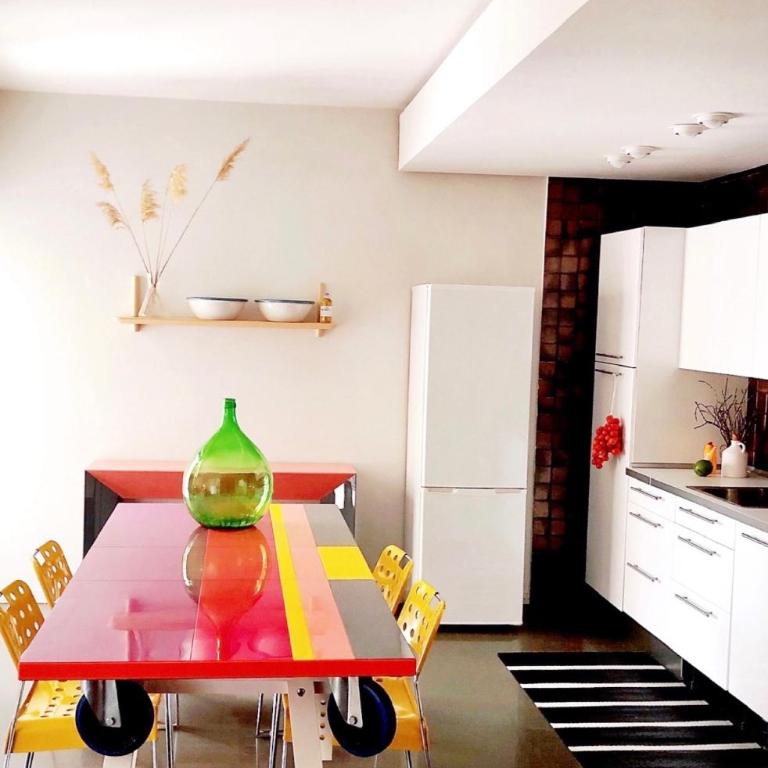 Colourful Living - Appartamento con 2 Camere da Letto - 3