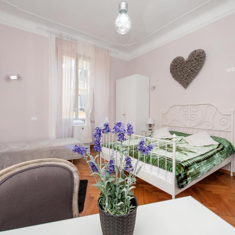 Sesto Suites Central - Camera Quadrupla con Bagno - 23