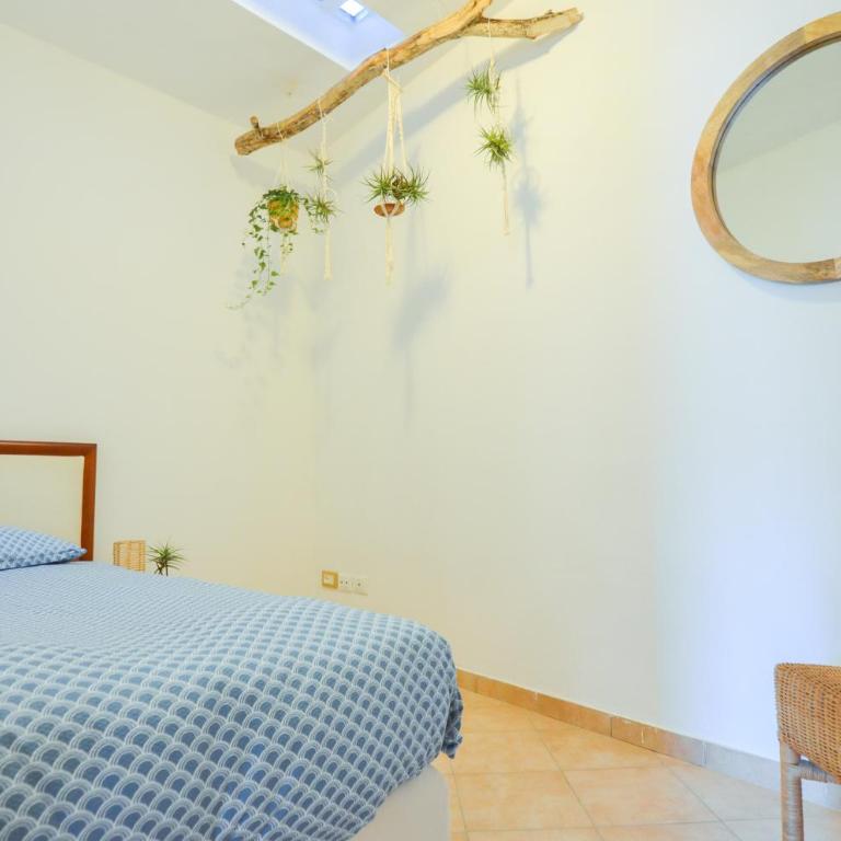 Casa Ninin - Two-Bedroom Apartment with Terrace, Garden and Sea View - 11