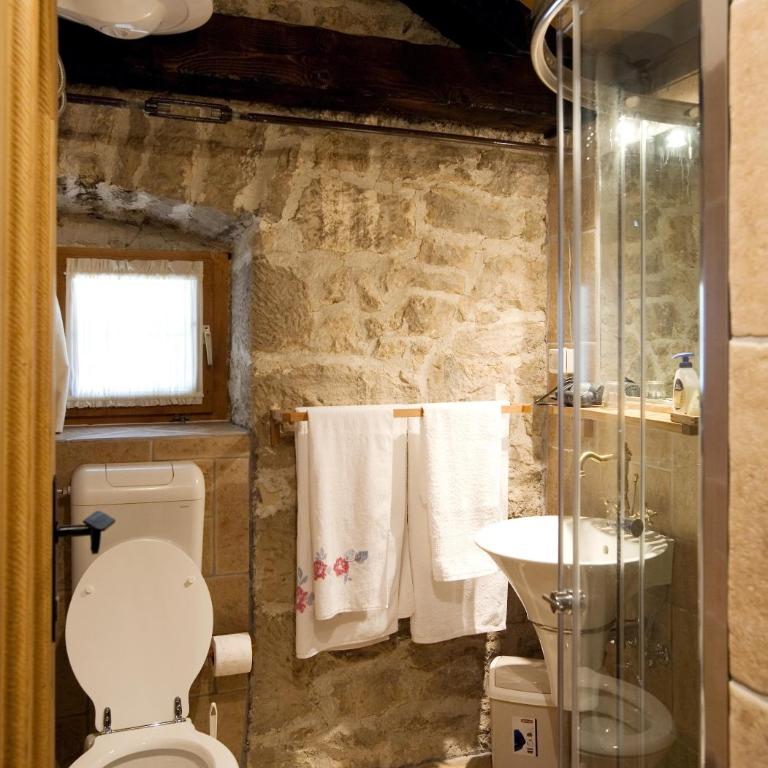 Bosnian National Monument Muslibegovic House - Double Room - 5