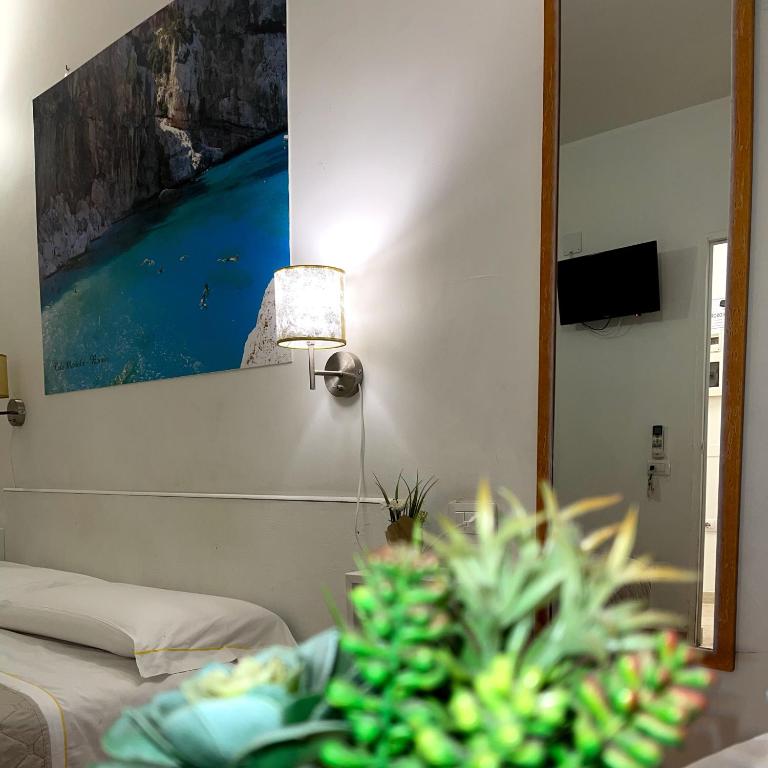 Affittacamere Guesthouse Maristella - Camera Matrimoniale con Bagno Privato - 4