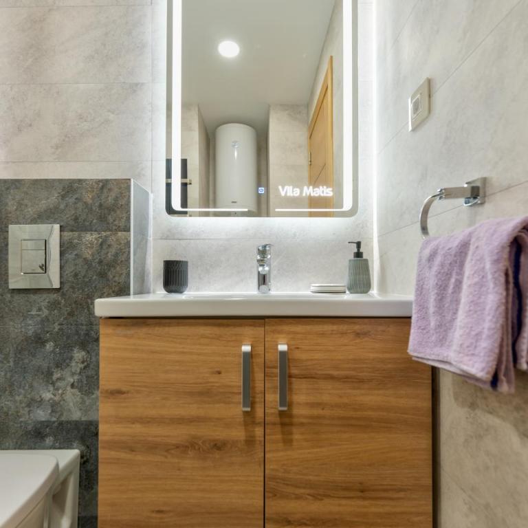 NEO Apartman - One-Bedroom Apartment - 36