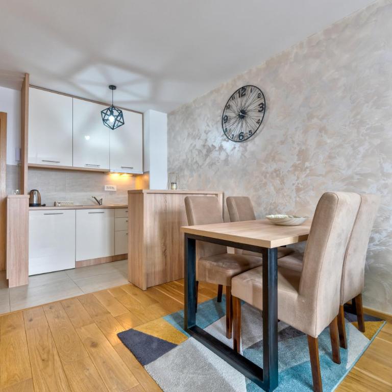 NEO Apartman - One-Bedroom Apartment - 19