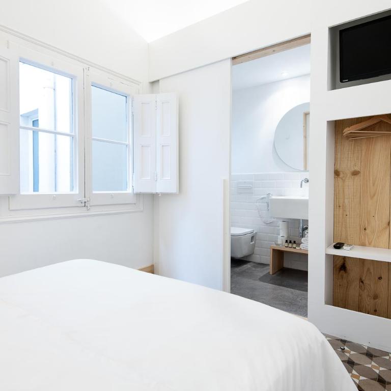 La Casa de Antonio Boutique Rooms - Tiny Double Room - 6