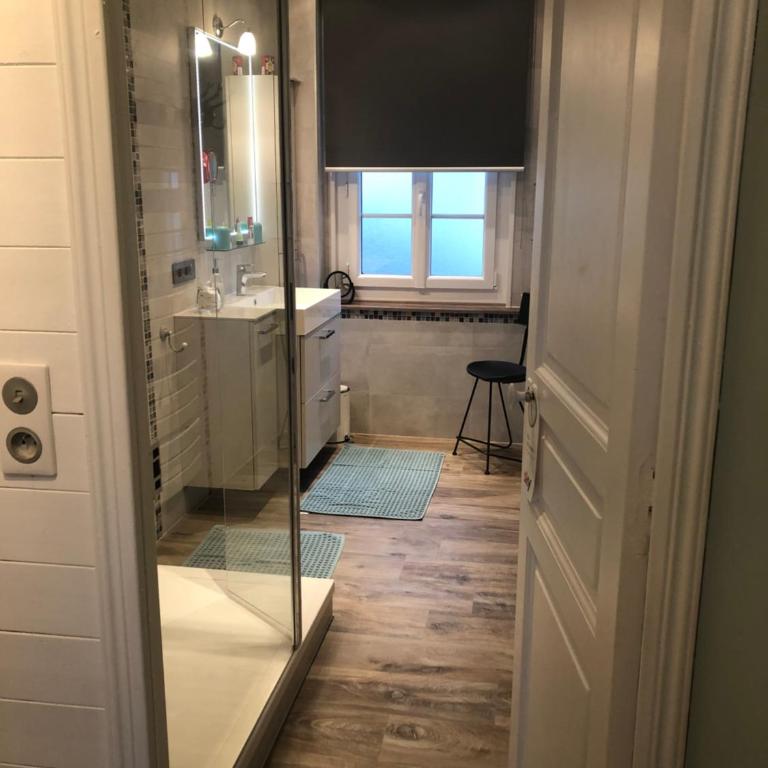 Côté PECHEUR - Chambre Familiale avec Salle de Bains Privative - 24