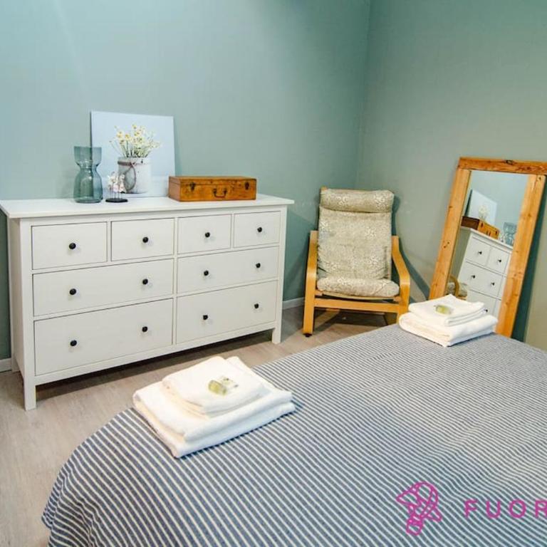 Corte 1 con parcheggio gratuito - Appartamento con 2 Camere da Letto - 5