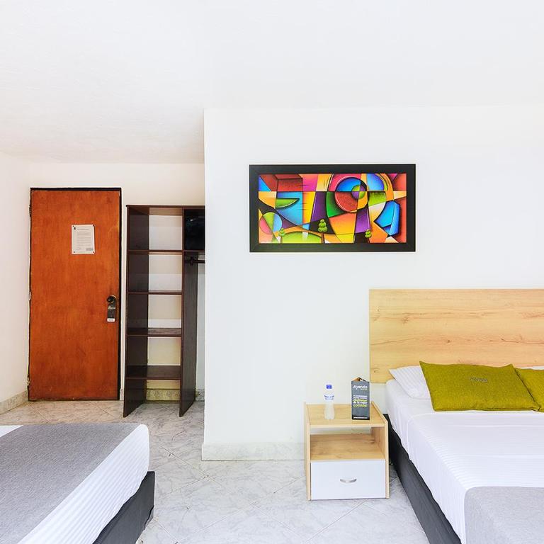 Hotel Balcones del Estadio - Habitación Familiar con balcón - 6