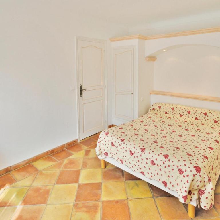 Amazing Home In Sainte Maxime - Maison de Vacances 3 Chambres - 28