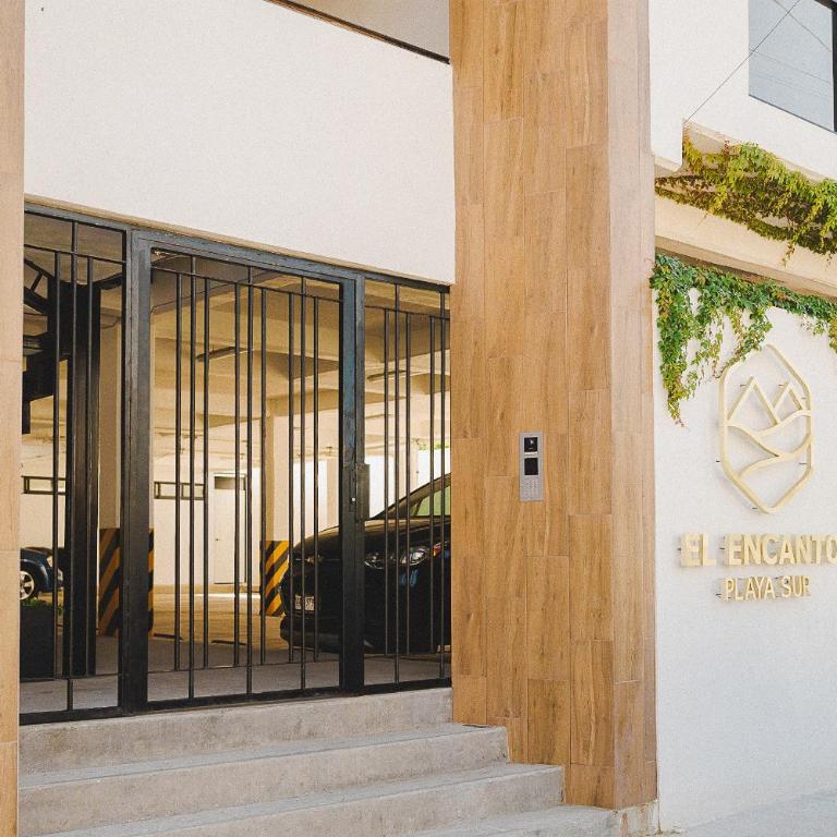 a unas cuadras de la plaza machado by G P S rentas - Two-Bedroom Apartment - 25